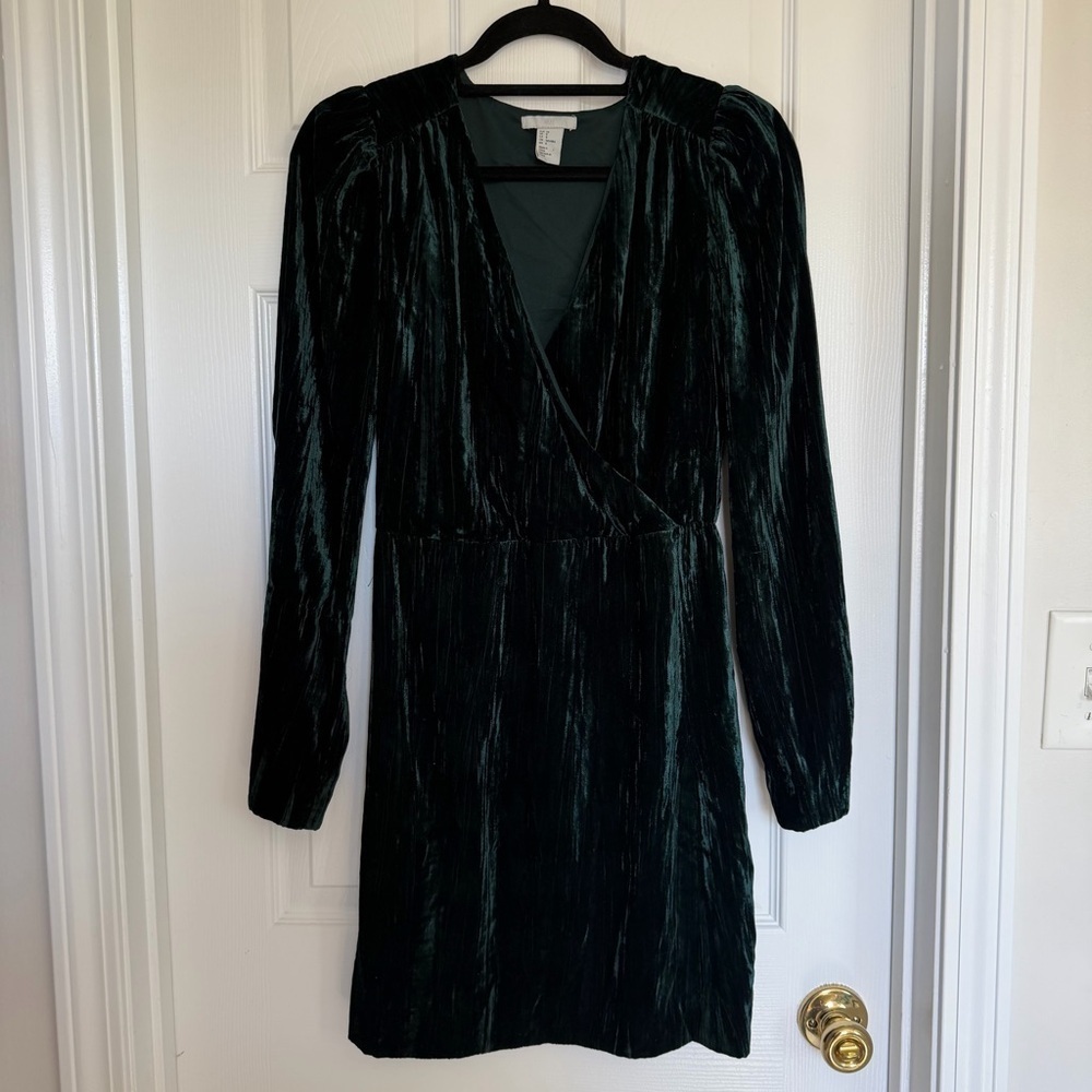 H&M Dark Green Velvet Long Sleeve Faux Wrap Dress Size Medium